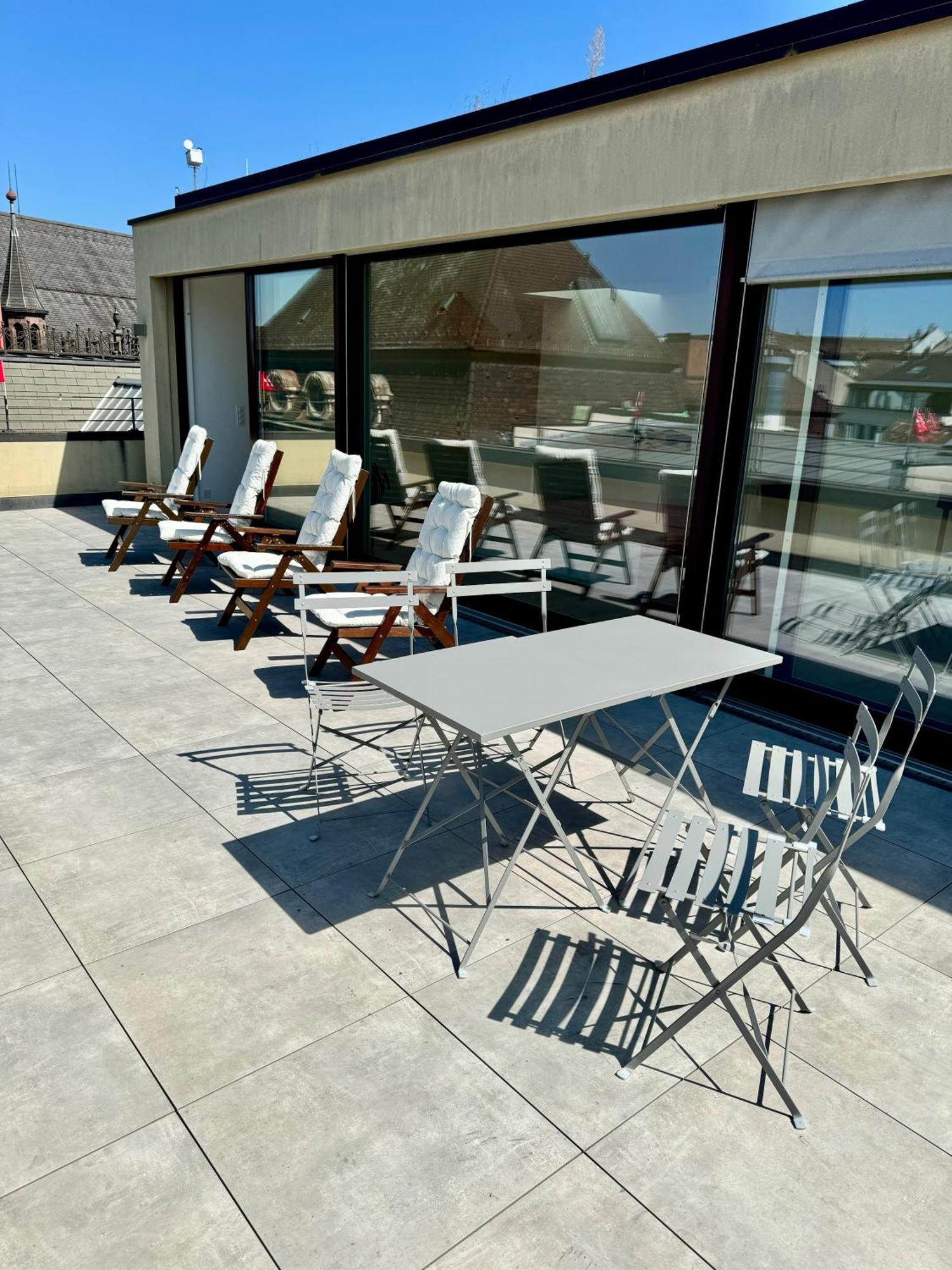 Exclusive Rooftop Duplex Penthouse - 200Sqm - 280 Panoramic Views - Downtown Basel Exterior photo