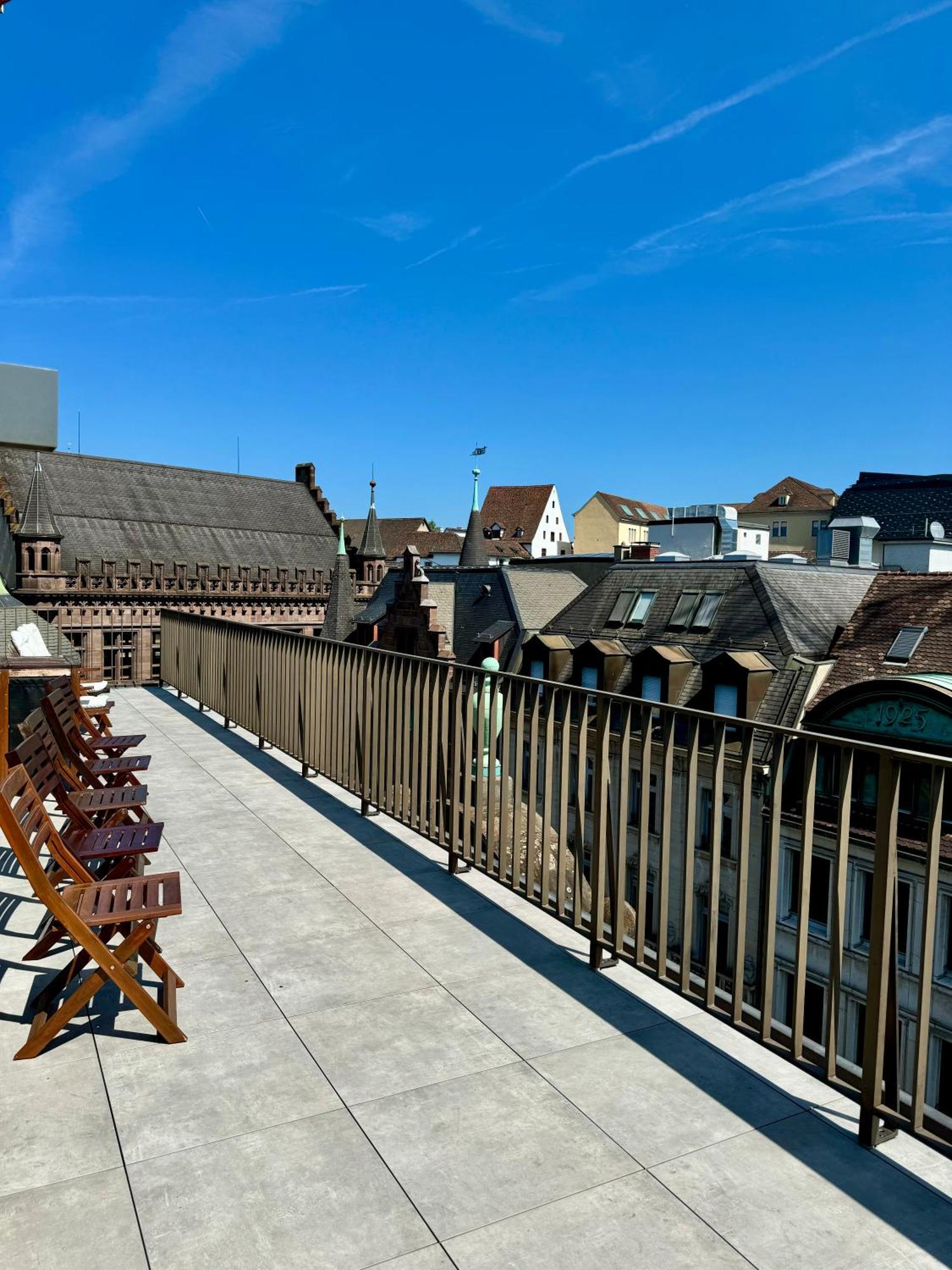Exclusive Rooftop Duplex Penthouse - 200Sqm - 280 Panoramic Views - Downtown Basel Exterior photo
